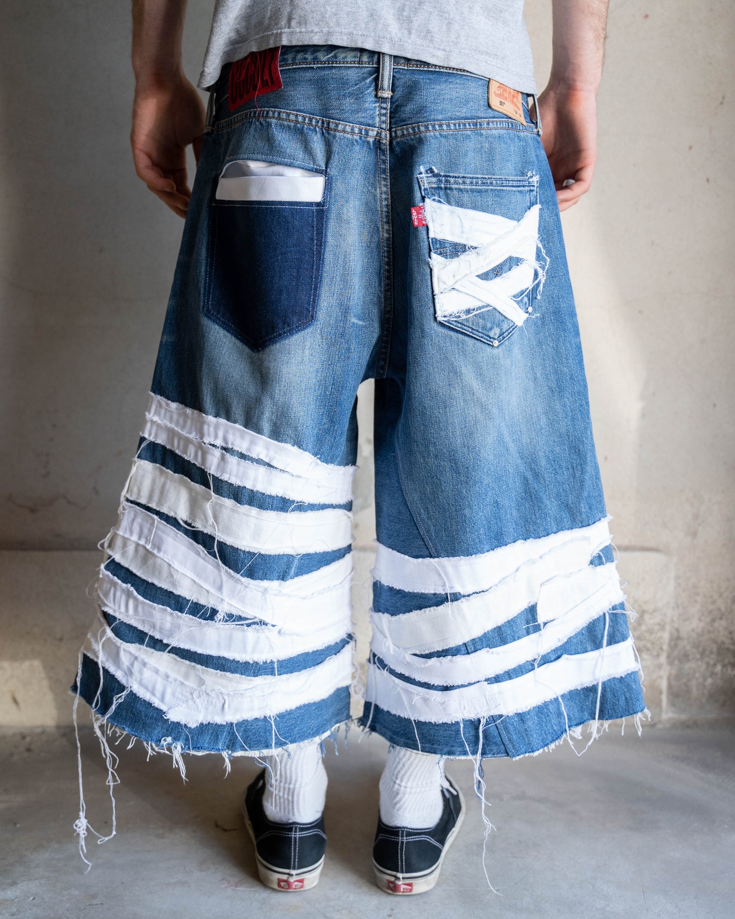 OCCULT mumia shorts 3/9