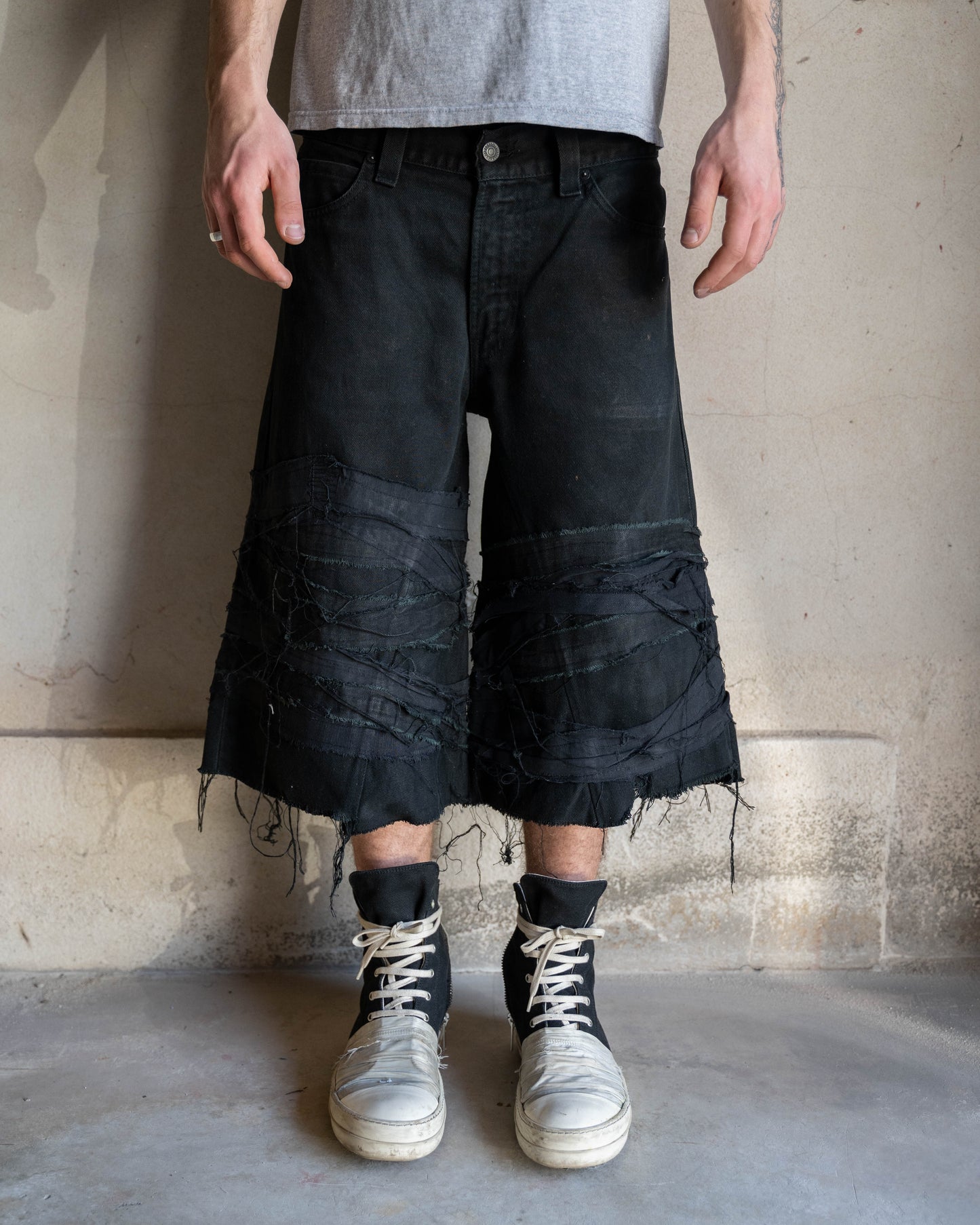 OCCULT mumia shorts 5/9