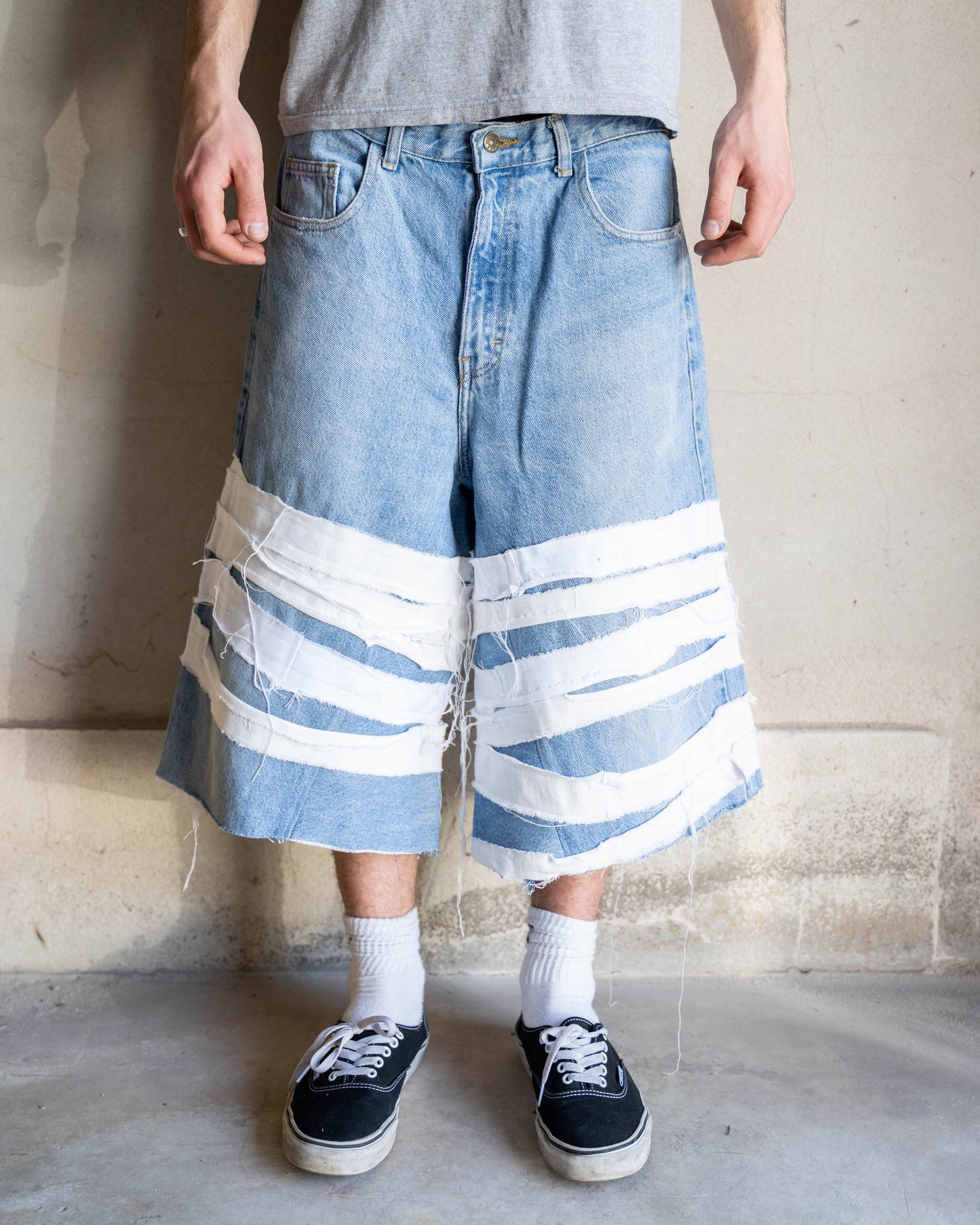 OCCULT mumia shorts 7/9